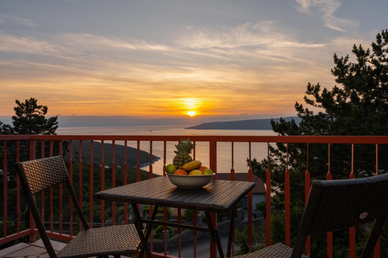 Apartment Luxury Seaview