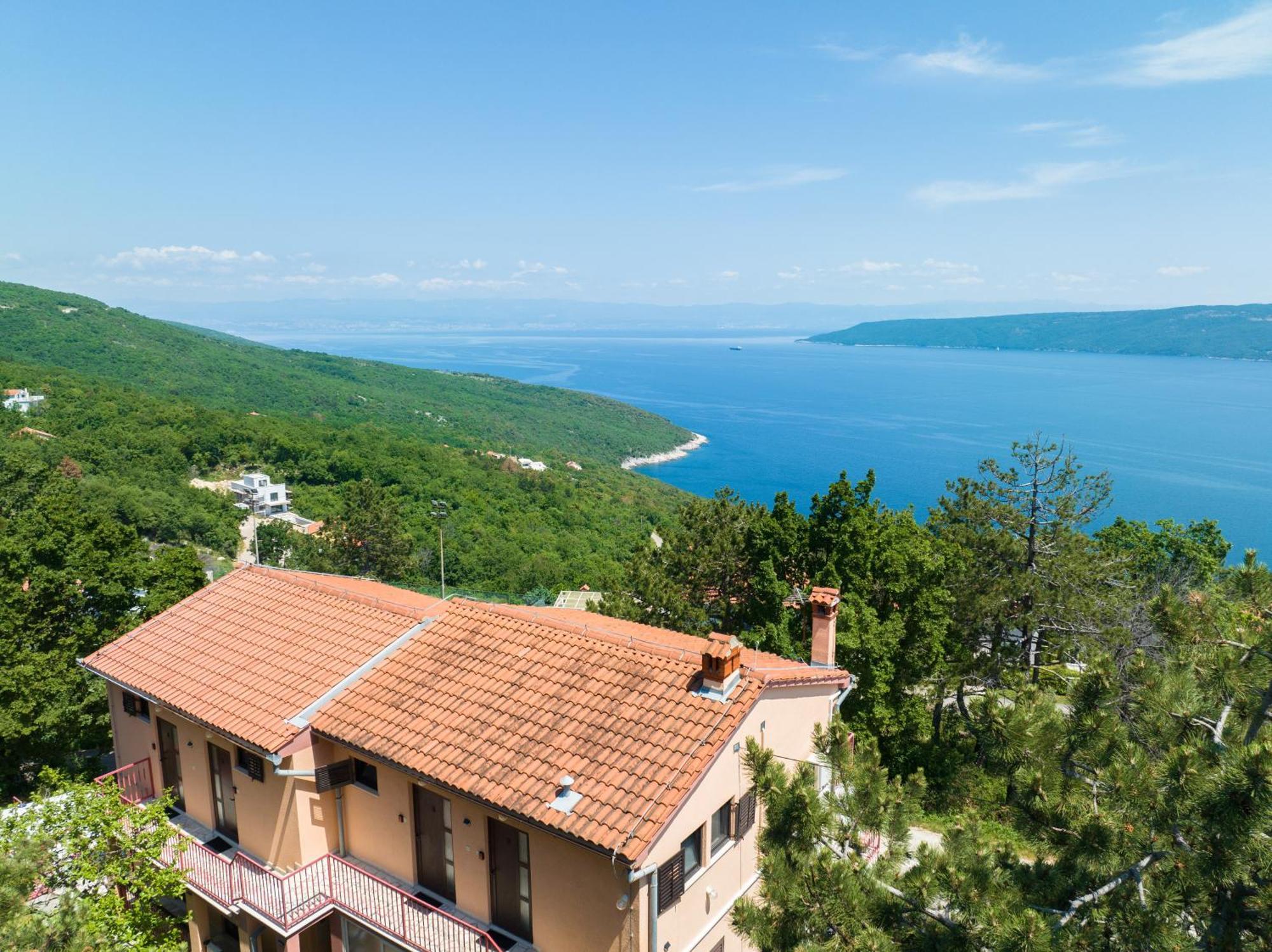 Luxury Seaview