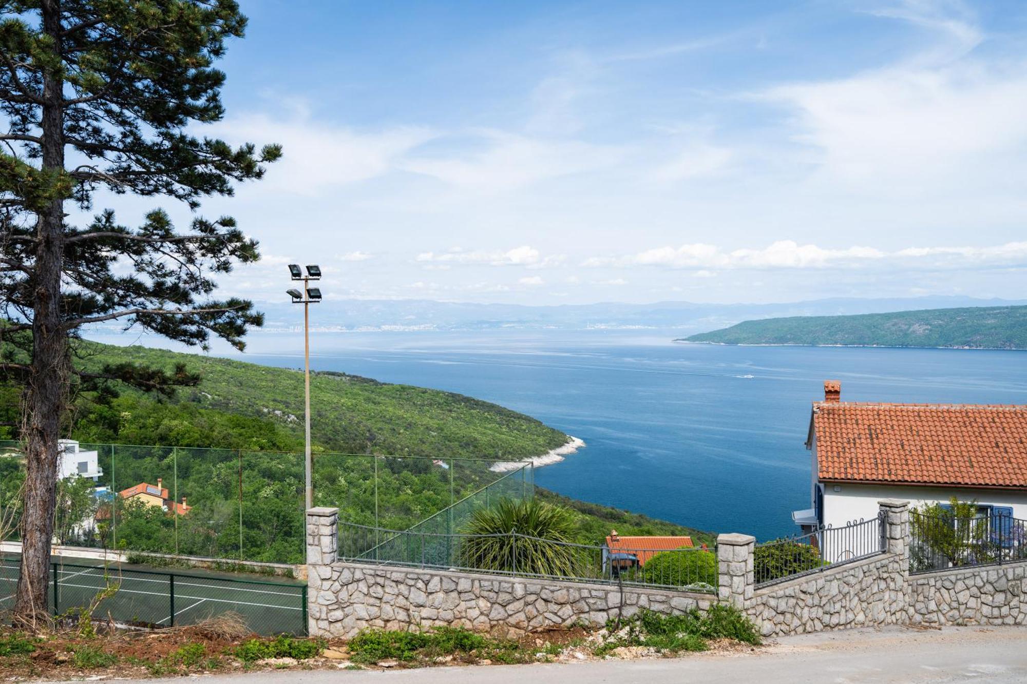 Luxury Seaview Apartment Jurasi